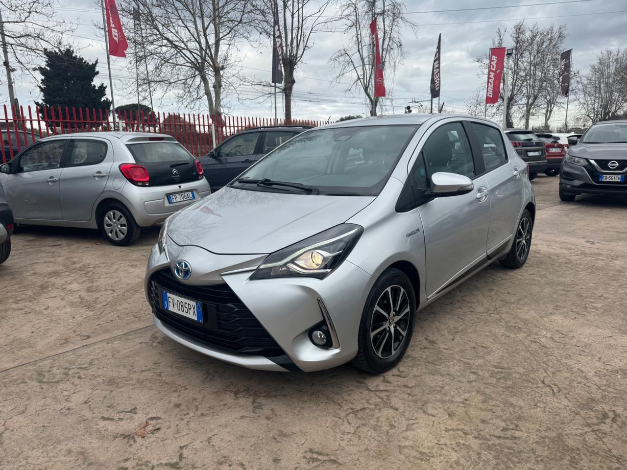 Toyota Yaris 1.5 Hybrid 5 porte Active