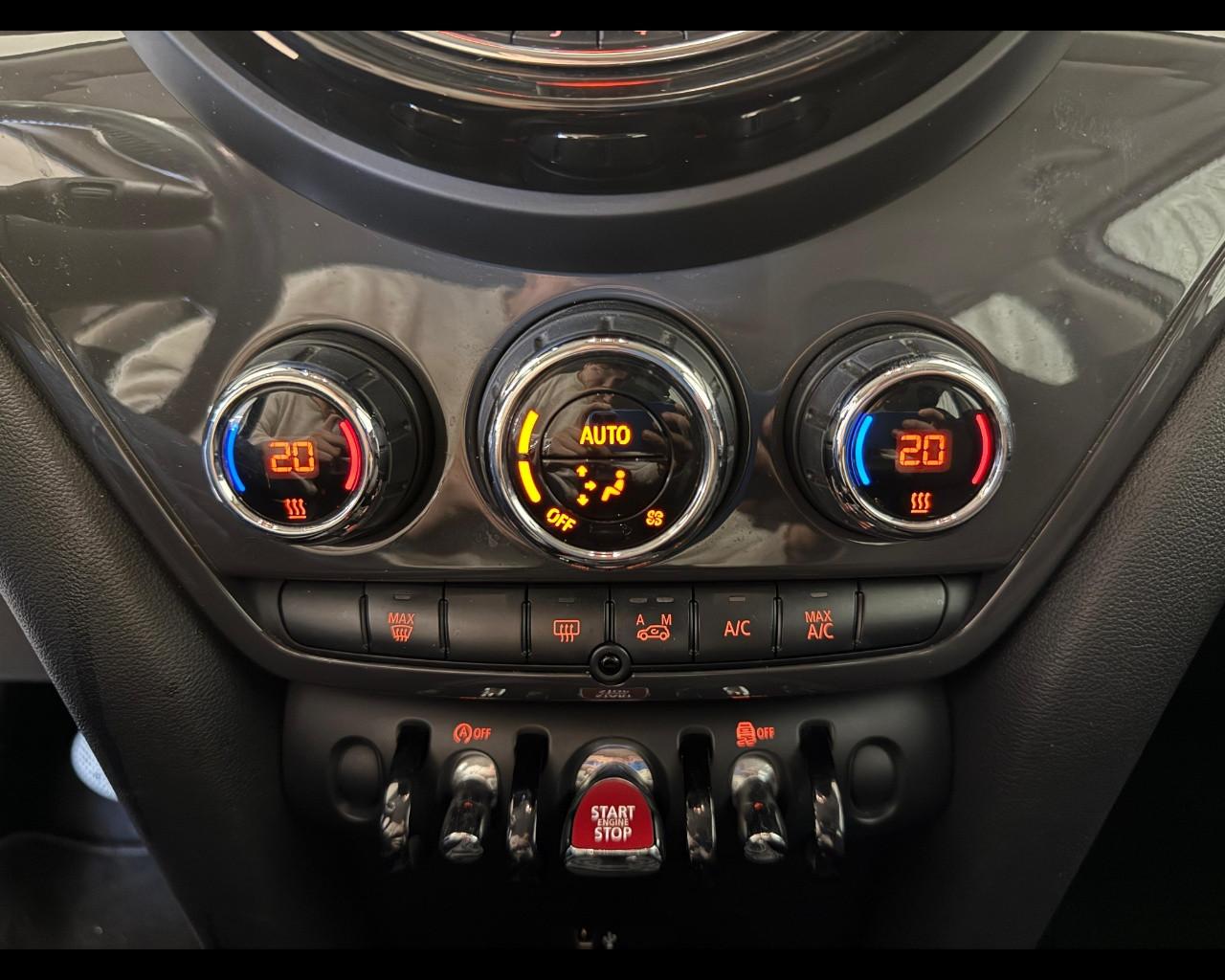 MINI Mini Countrym.(F60) - Mini 2.0 Cooper D Business Countryman Automatica