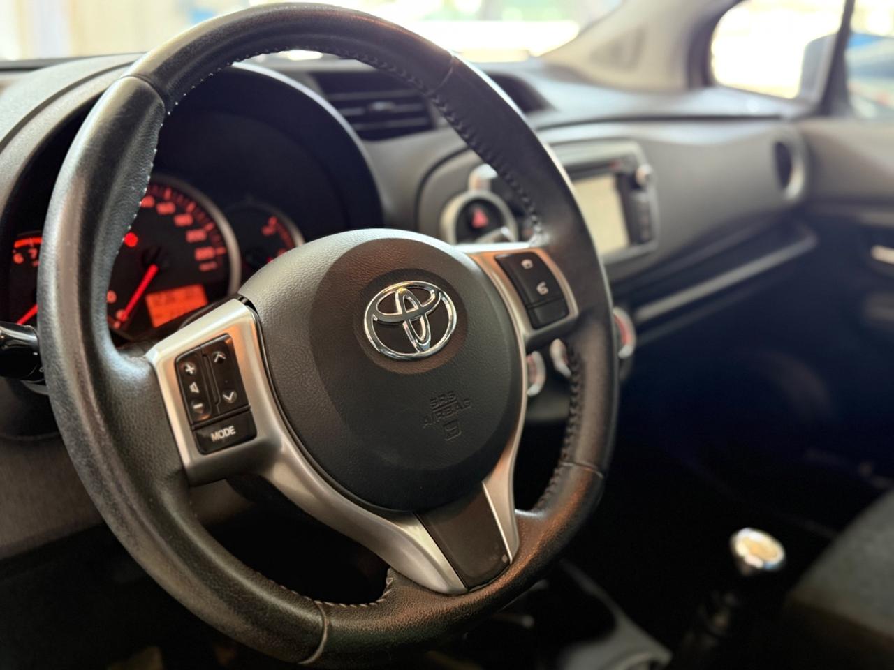 Toyota Yaris 1.0 5 porte OK NEOPATENTATI