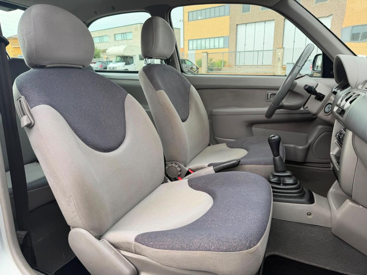Nissan Micra 16V Luxury 100.000 KM