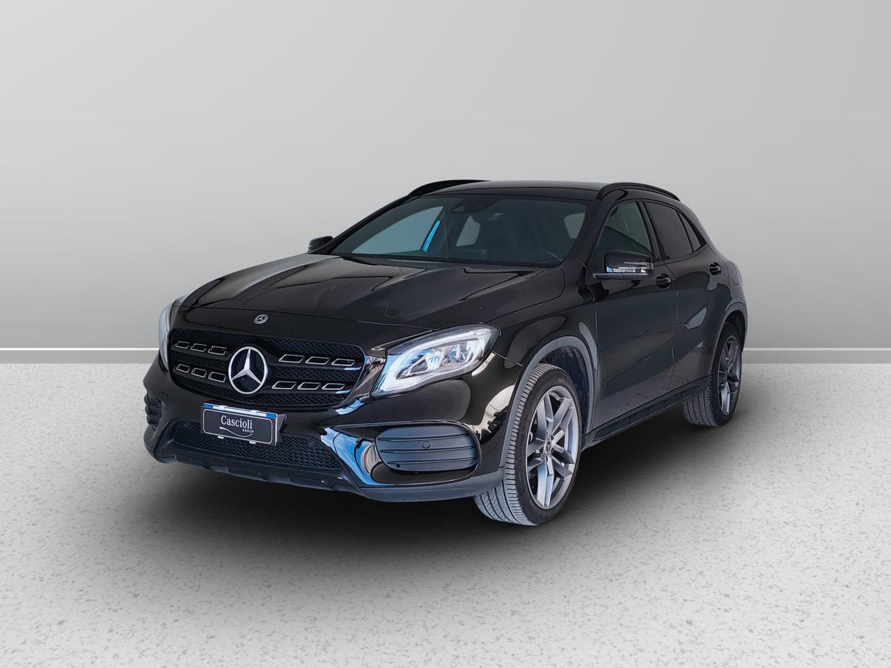 Mercedes-Benz GLA-X156 2017 - GLA 200 d Premium 4matic auto