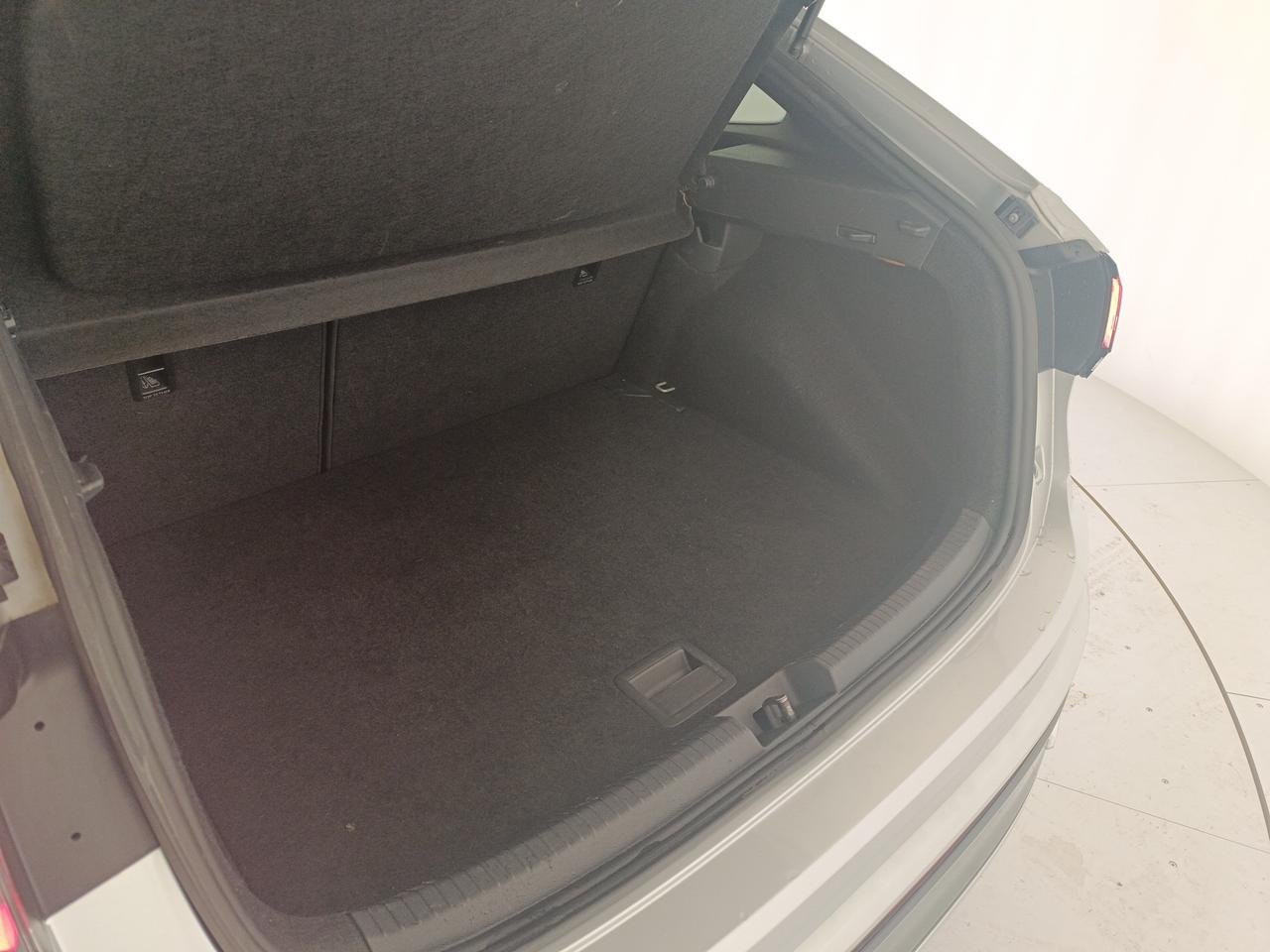 VOLKSWAGEN Taigo - Taigo 1.0 TSI 110 CV DSG R-Line