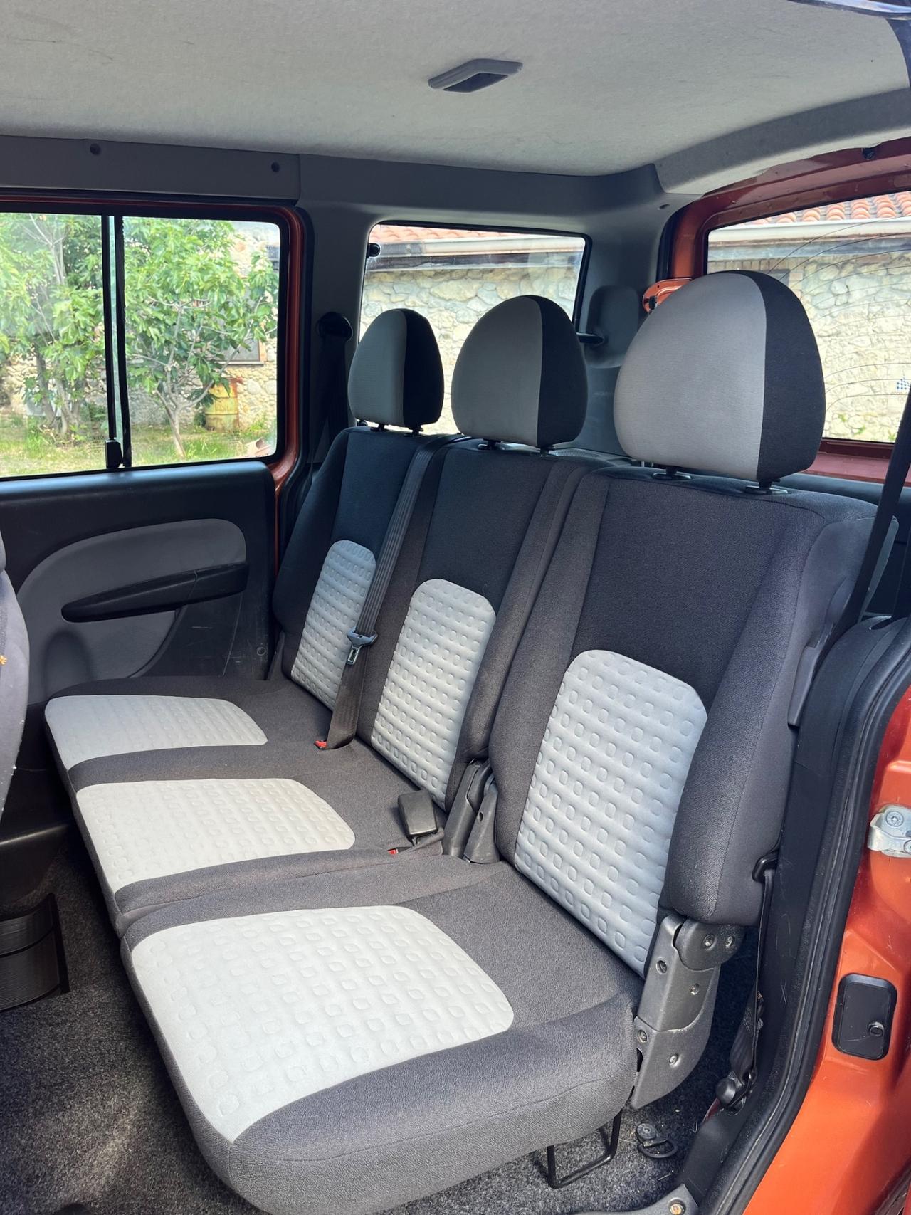 Fiat Doblo 1.9 MTJ 105CV EURO4 SOLO 90.000KM UNICO LEGGI