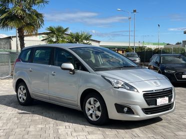 Peugeot 5008 1.6 VTi 120CV 7 POSTI - GANCIO TRAINO