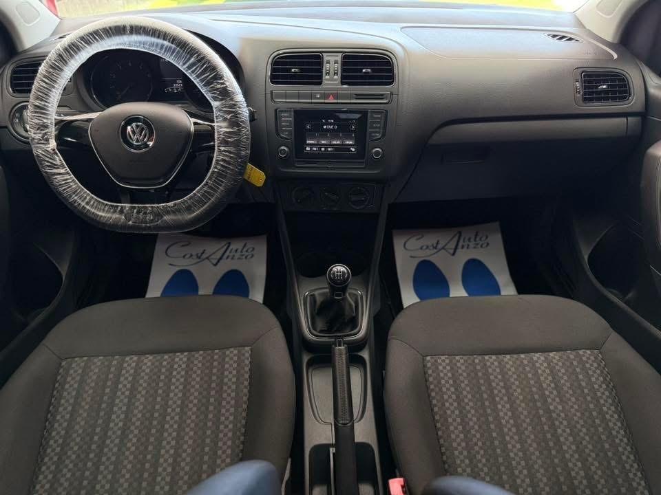 Volkswagen Polo 1.0 Benzina Trendline 2016 82000 km