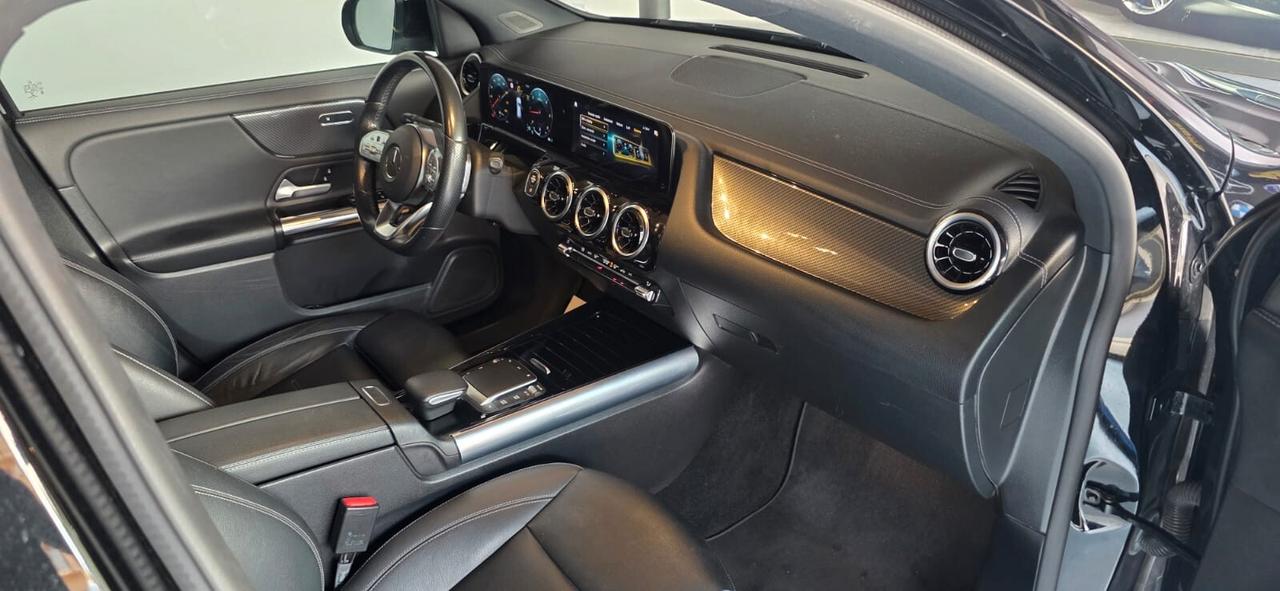 Mercedes-benz GLA 200 d Automatic Premium Night Edition Tetto