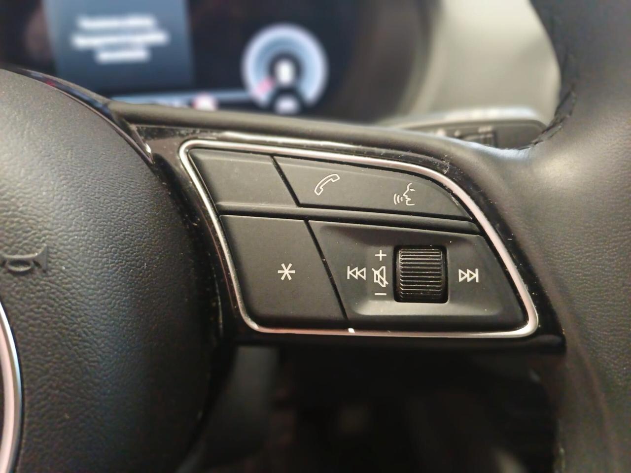 Audi Q2 35 TFSI S tronic line Edition