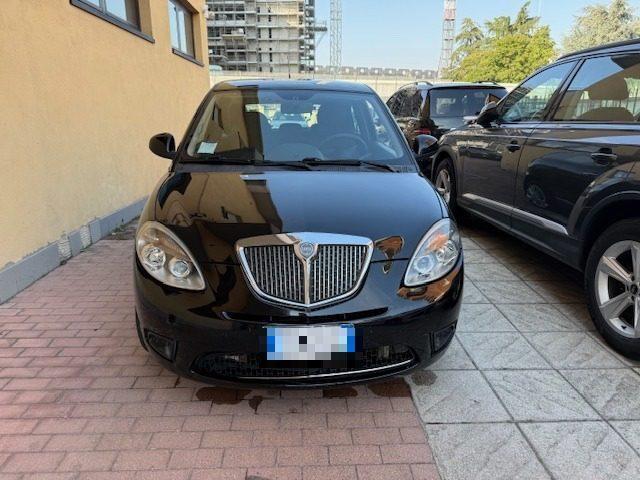 LANCIA Ypsilon 1.2 69 CV PLATINUM