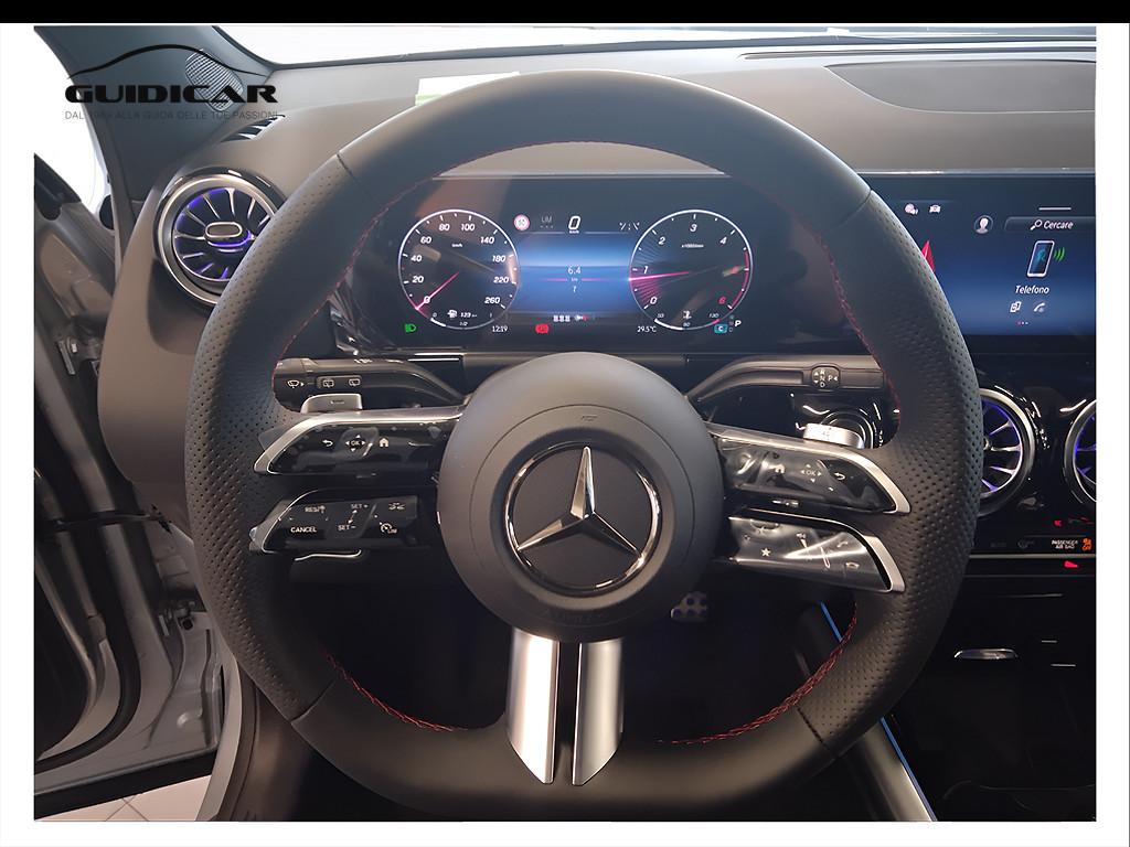 Mercedes-Benz GLA 180 d Automatic