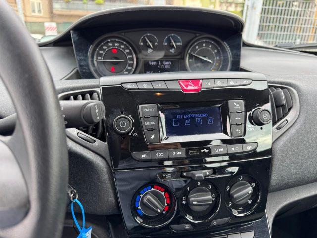 LANCIA Ypsilon 1.0 FireFly 5 porte S&S Hybrid Gold