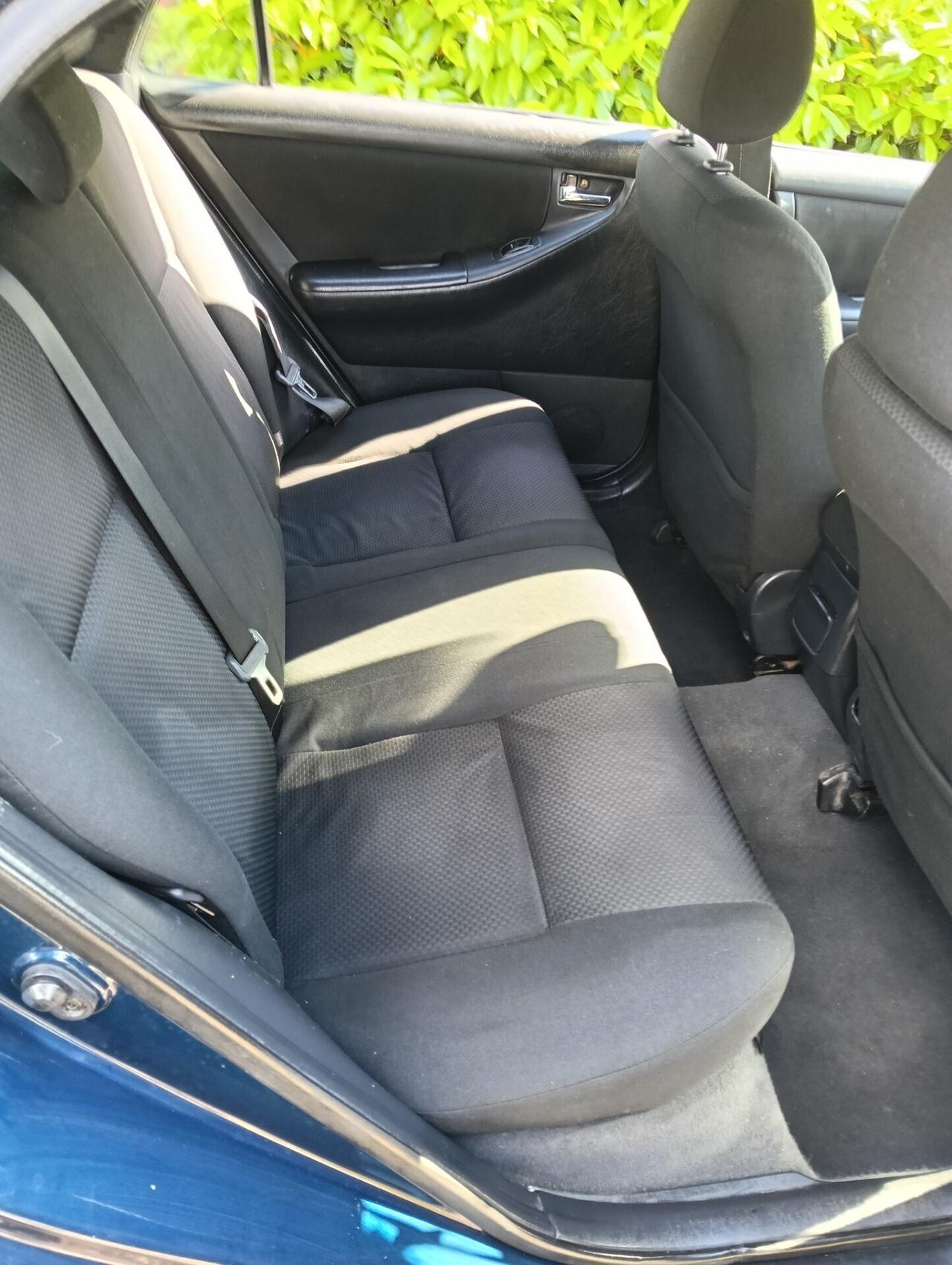 Toyota Corolla 2.0 16V D-4D 5 porte