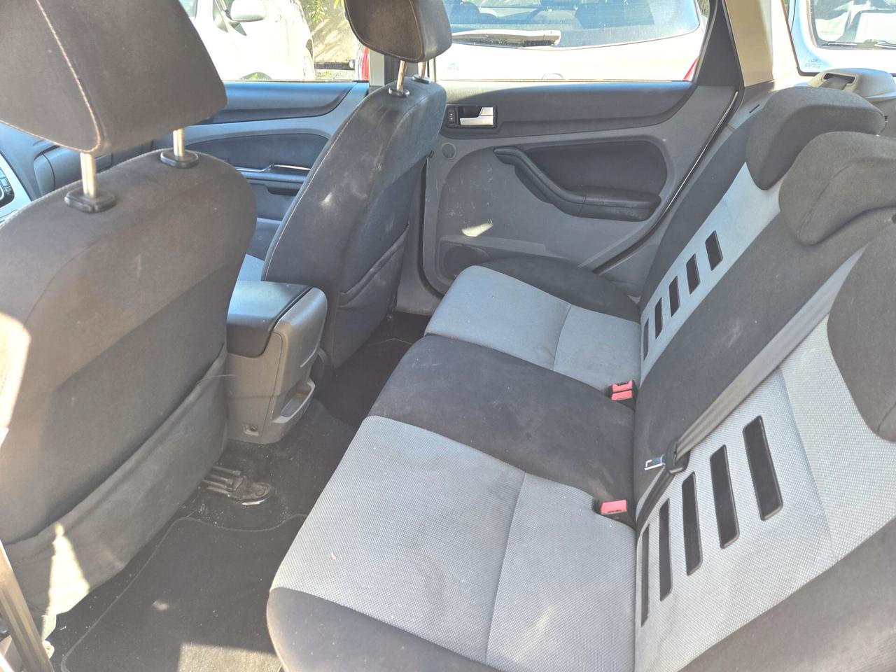 Ford Focus 1.6 GPL STATION WAGON