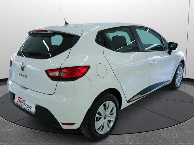 RENAULT Clio TCe 12V 90 CV GPL 5 porte Moschino Life