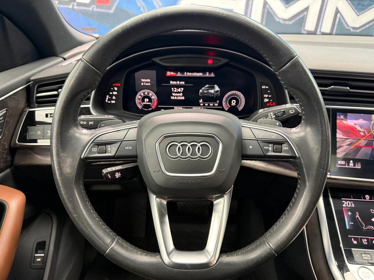 Audi Q8 55 TFSI quattro tiptronic S line EDITION (413)