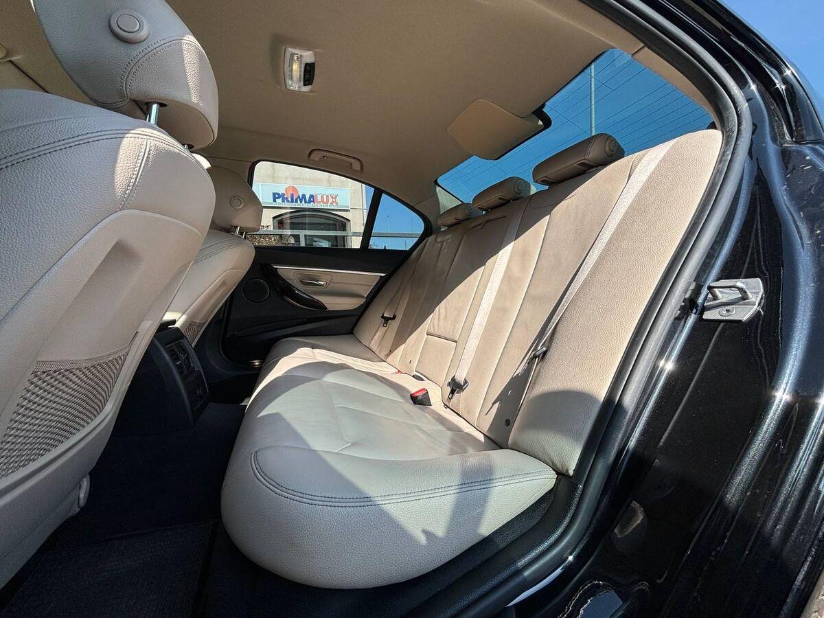 BMW Serie 3 Berlina 330e Luxury auto