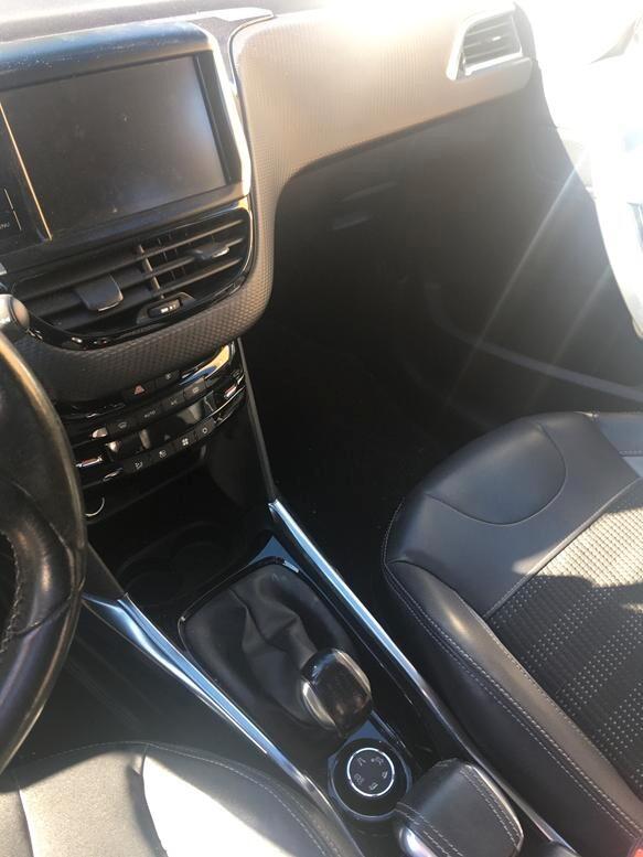 Peugeot 2008 1.6 e-HDi 92 CV Stop&Start Allure