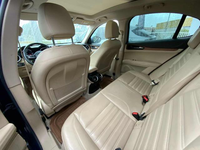 ALFA ROMEO Stelvio 2.2 Turbodiesel 160 CV AT8 RWD Super