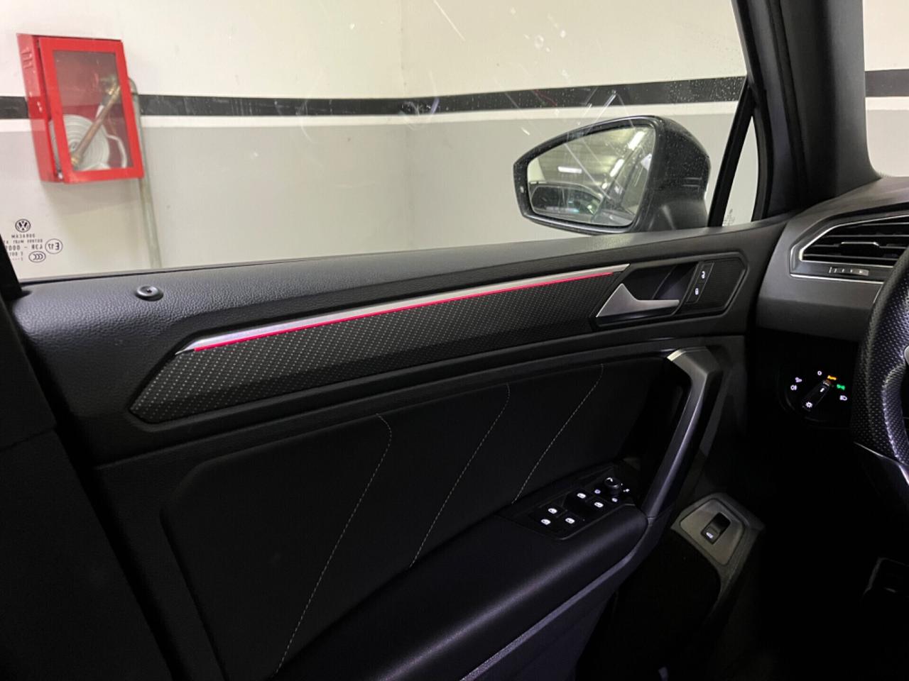Volkswagen Tiguan 2.0 TDI 150 CV SCR DSG R-Line