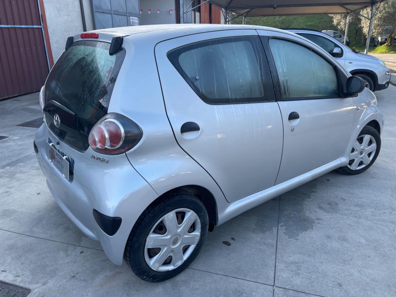 Toyota Aygo 1.0 12V VVT-i 5 porte