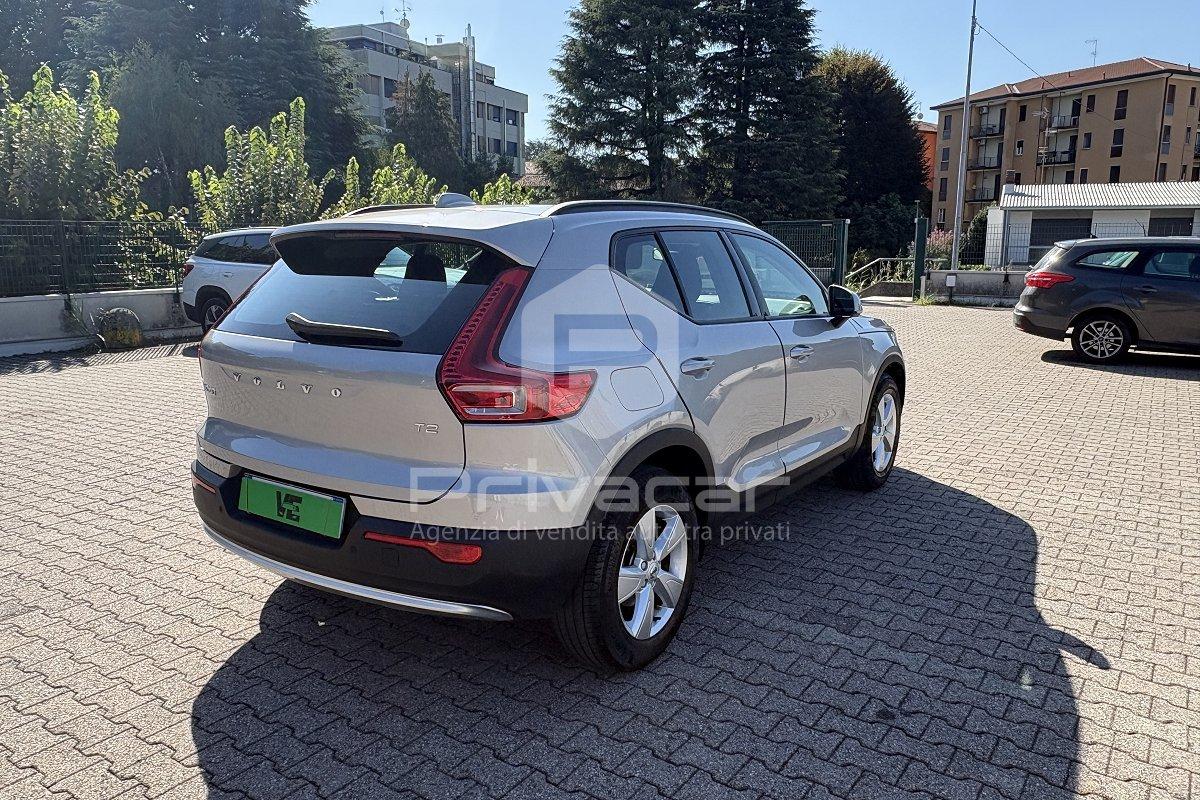 VOLVO XC40 T2 Essential