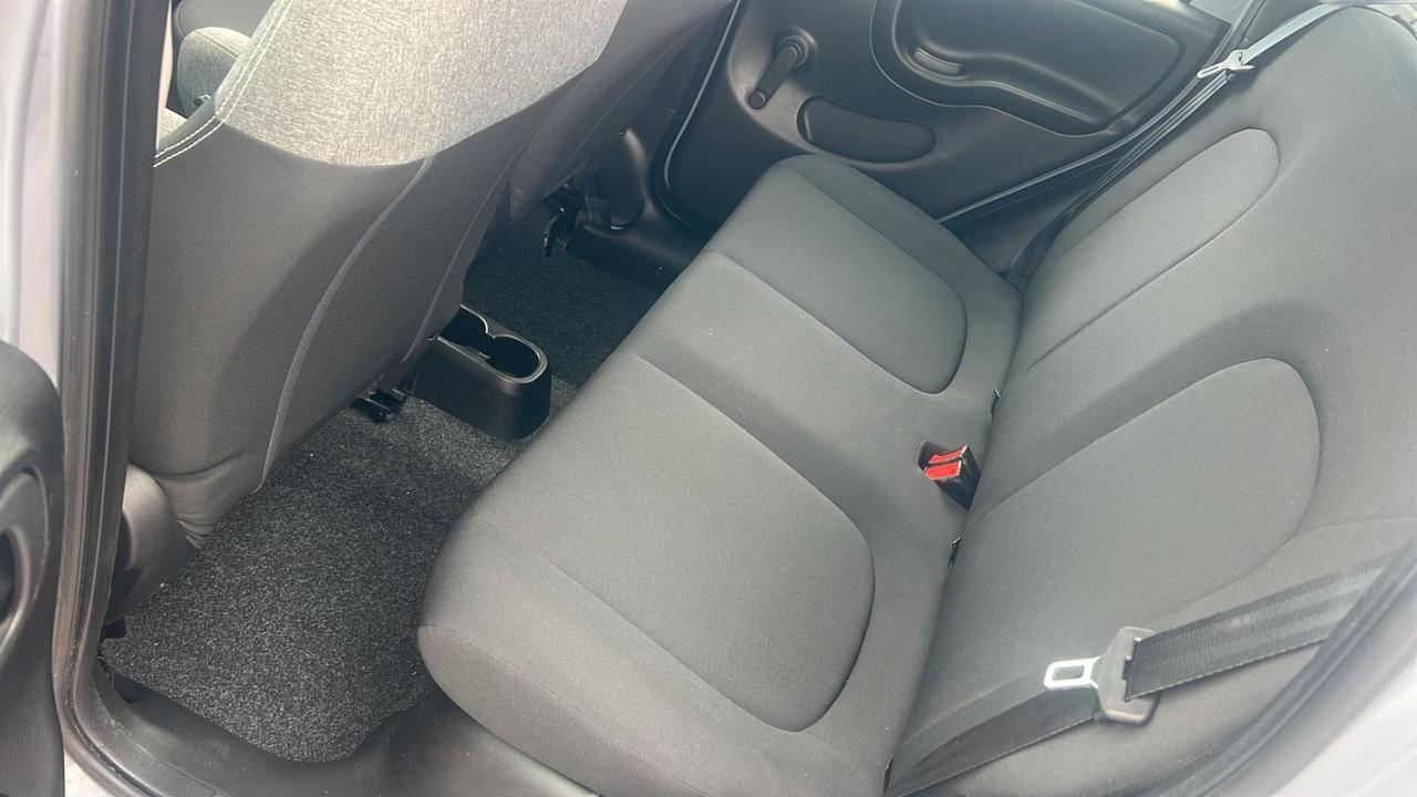 Fiat Panda 1.0 FireFly S&S Hybrid Neopatentati