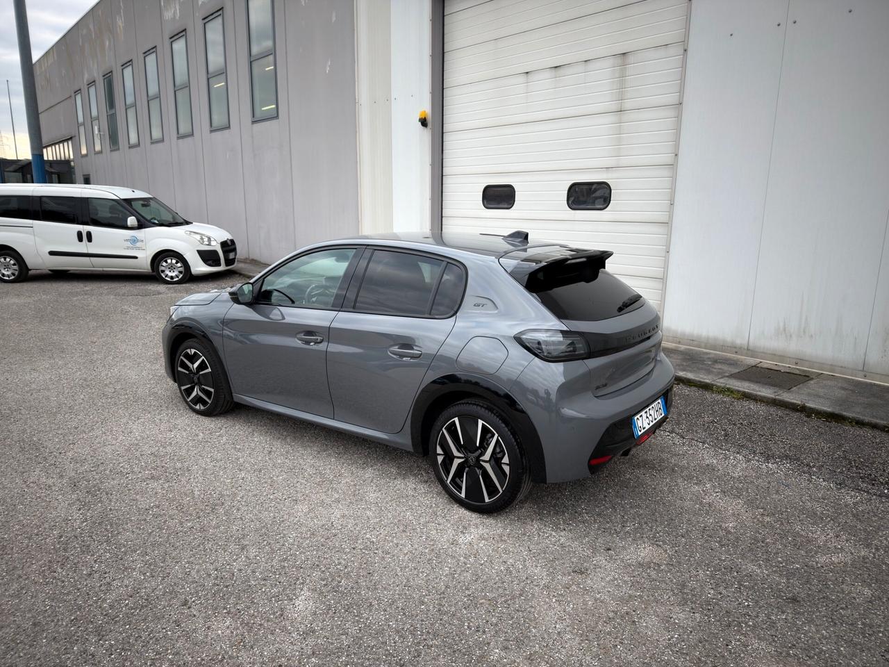 Peugeot 208 Hybrid 110 e-DCS6 GT