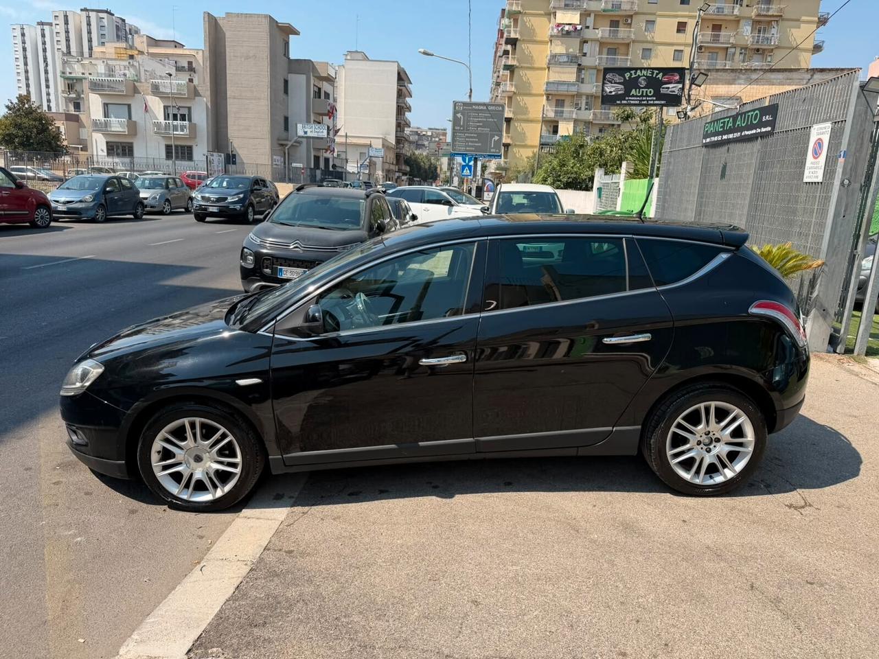 Lancia Delta 1.6 MJT DPF Silver