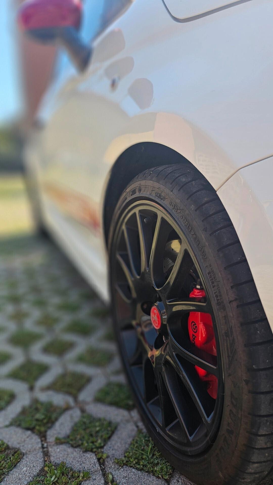 Abarth 595 1.4 Turbo T-Jet 180 CV Competizione