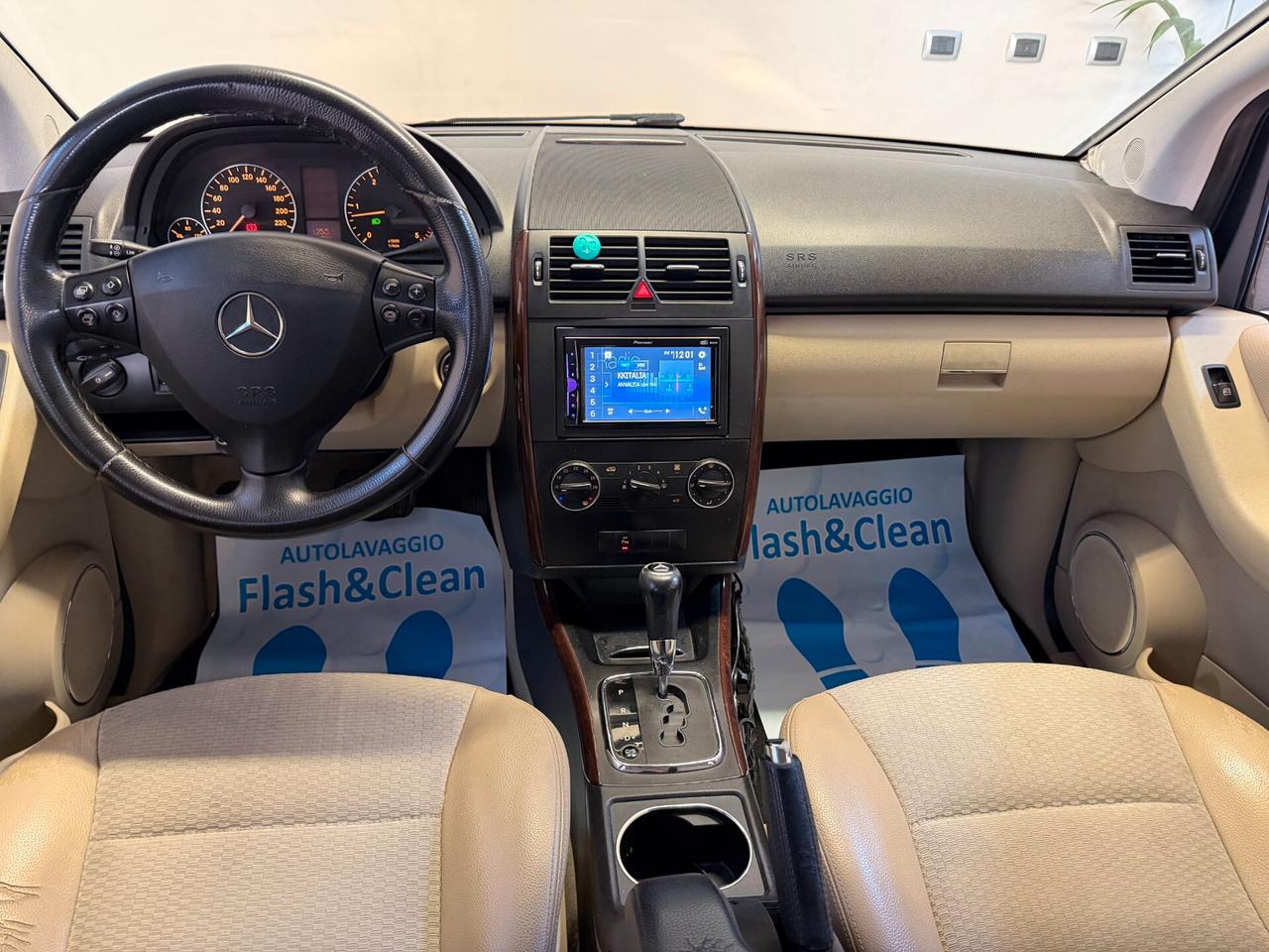 Mercedes-benz A 160 CDI AUTOMATICA Premium TAGLIANDATA NEOPATENTATI
