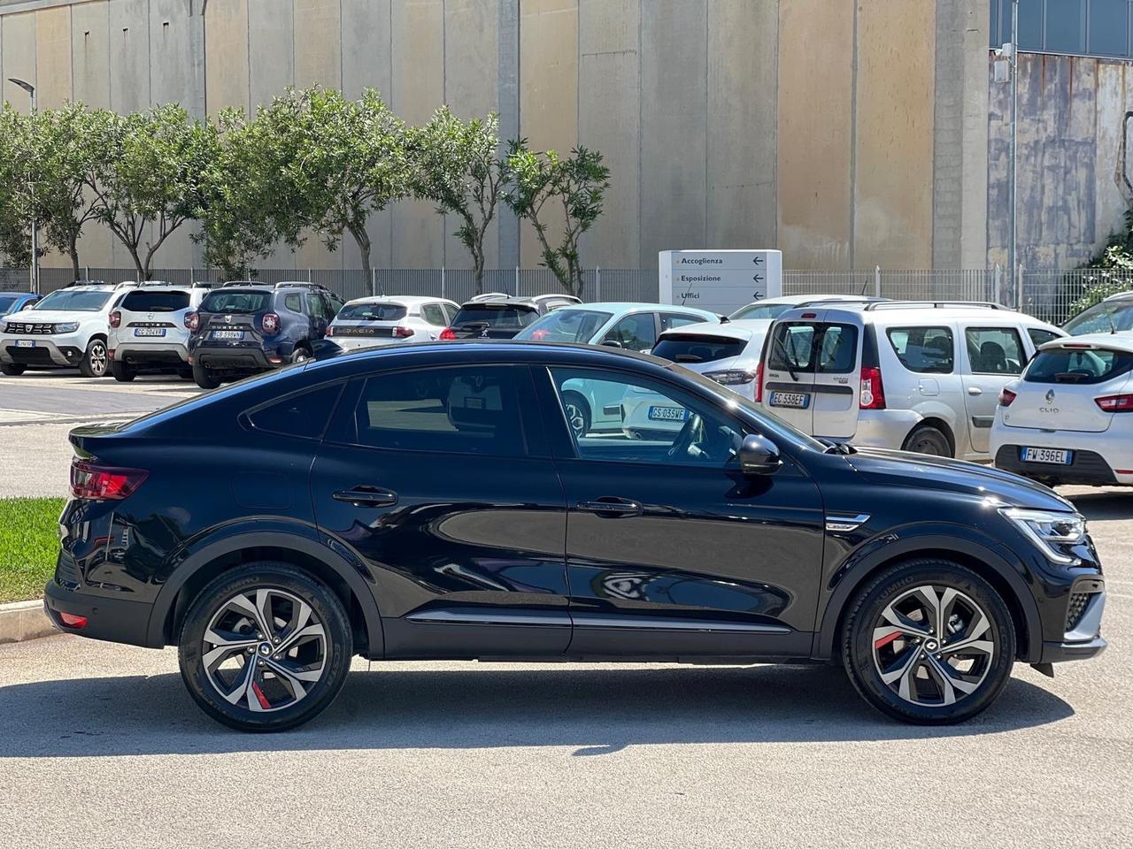 Renault Arkana Hybrid E-Tech 145 CV R.S. Line