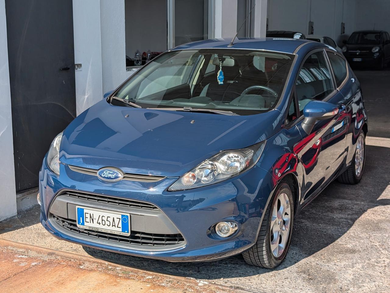 Ford Fiesta 1.2 GPL Titanium Bs.