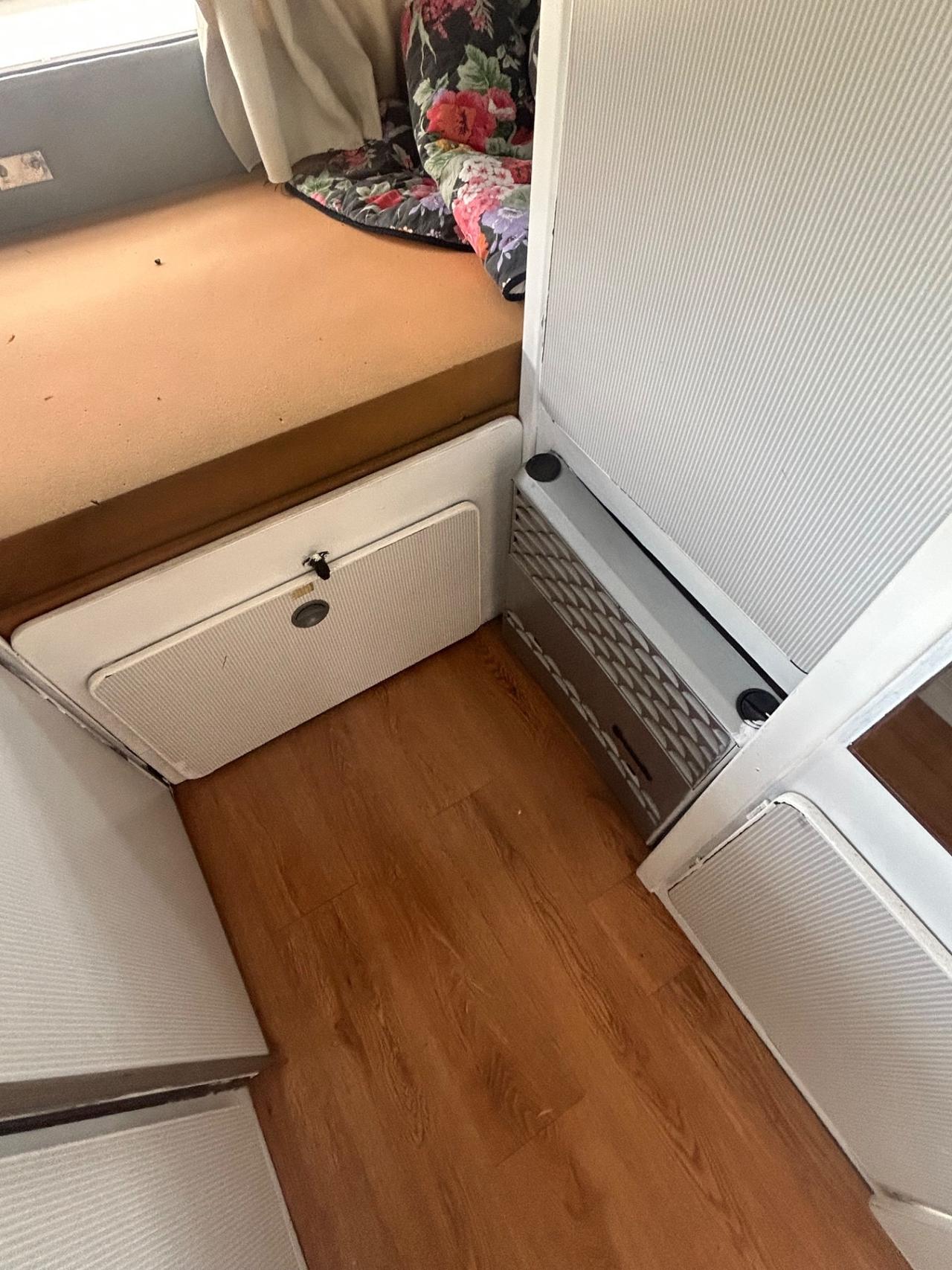 Camper PURO NABILIA DEL 92 IN VETRORESINA SALDO 341