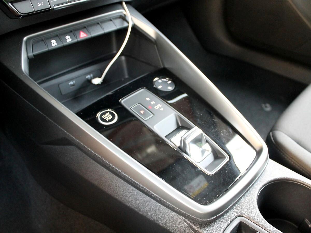 Audi A3 SPB 2.0tdi 150Cv s-tronic Nav Virtual UNIPRO