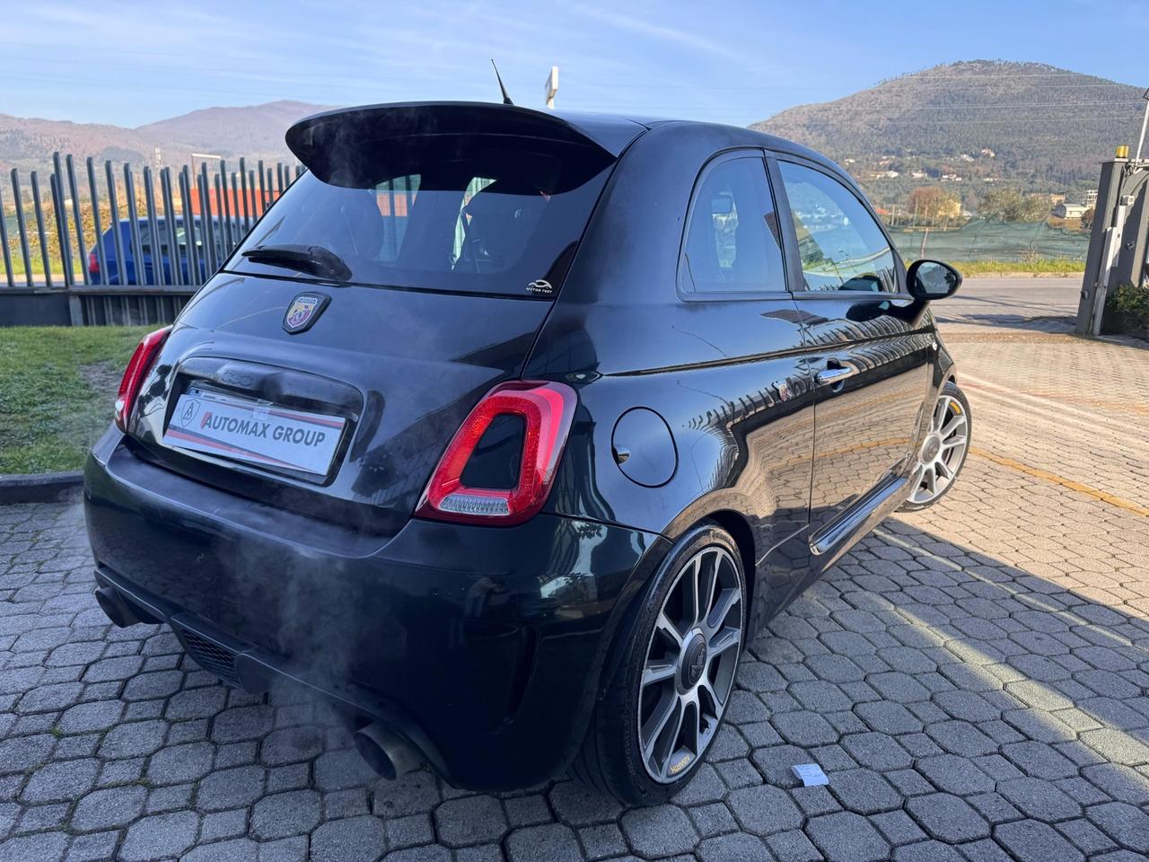 Abarth 500 C 1.4 Turbo T-Jet MTA Bicolore