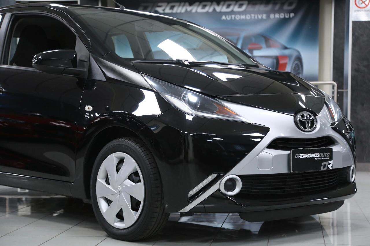 Toyota Aygo 1.0 VVT-i 69 cv x-play