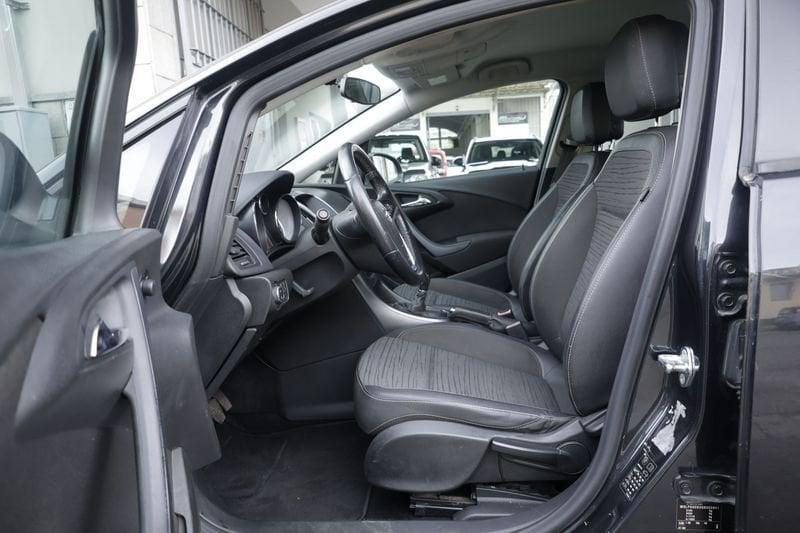 Opel Astra Opel Astra 1.6 CDTI EcoFLEX S&S Sports Tourer Cosmo 81KW ANNO 2015