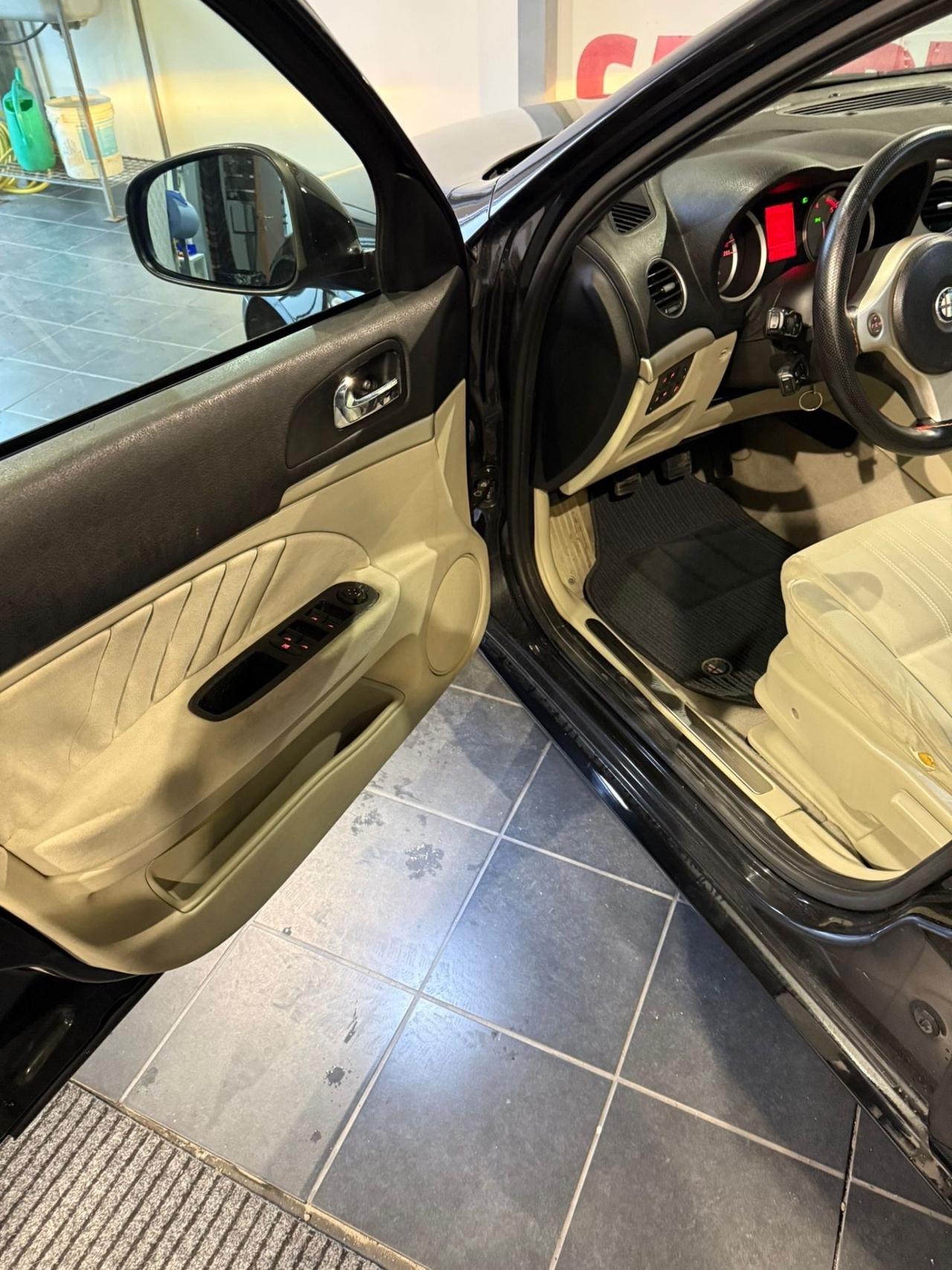 Alfa Romeo 159 1.9 JTDm Progression