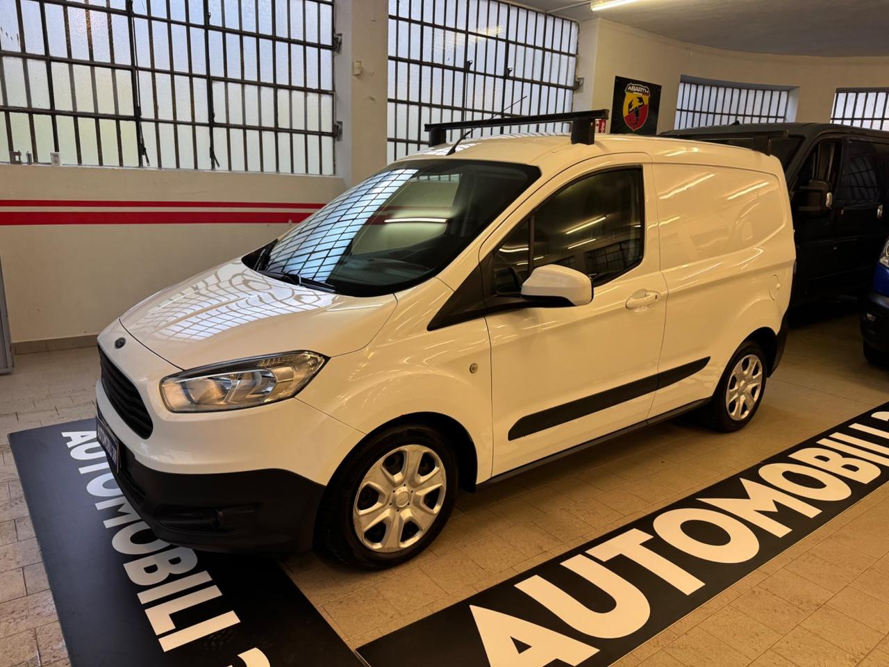 Ford Transit Courier 1.5 TDCi 75CV Van Trend
