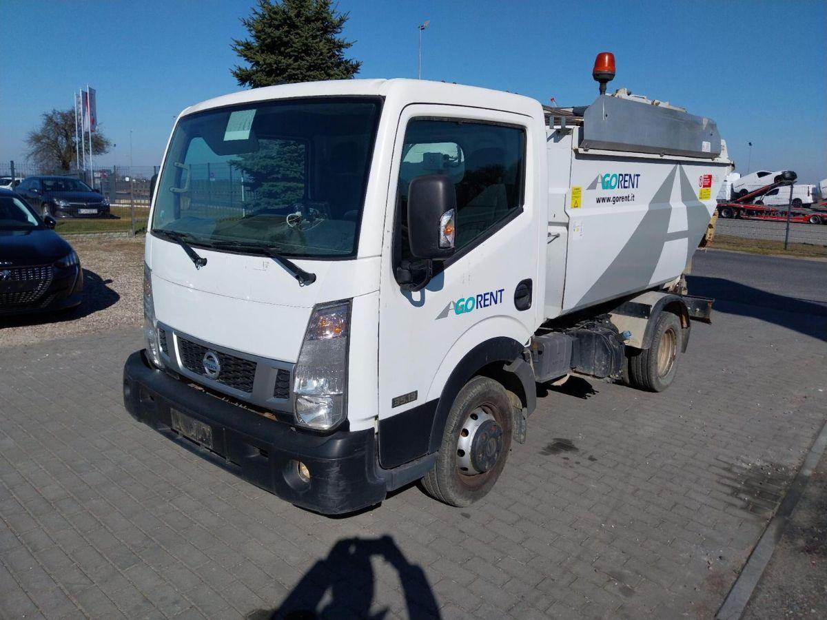 NISSAN NT 400 35.13
