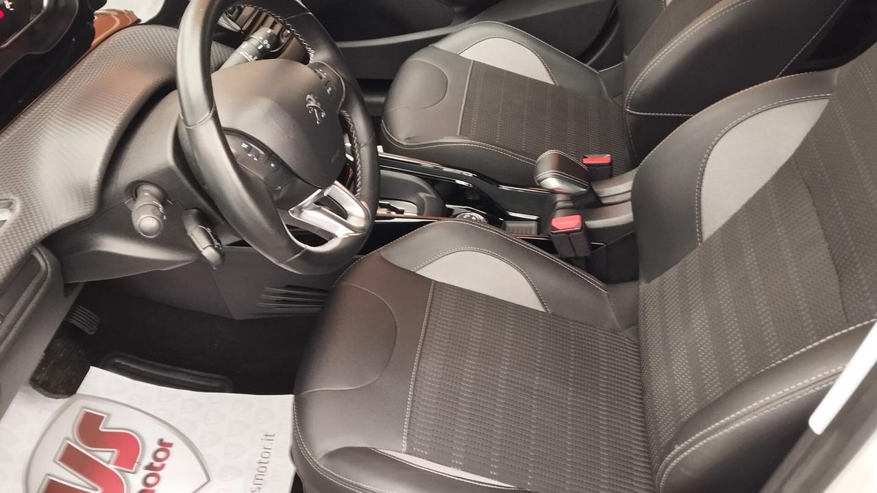 PEUGEOT 2008 AUTO Allure -GARANZIA FULL