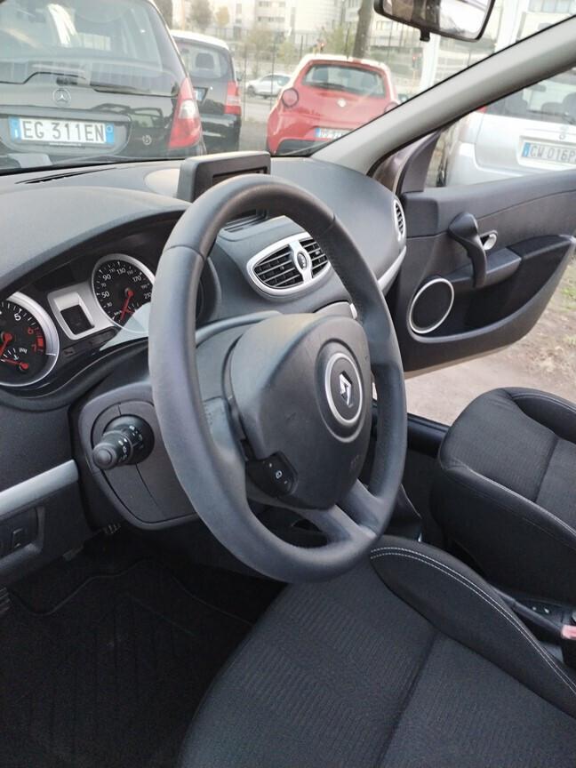Renault Clio 1.2 16V 5 porte Dynamique GPL 2/2010 KM 97000 CONSEGNA CON MANUTENZIONI