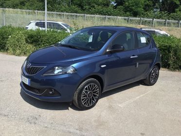 Lancia Ypsilon 1.0 FireFly 70 Cv Hybrid Platino KM0