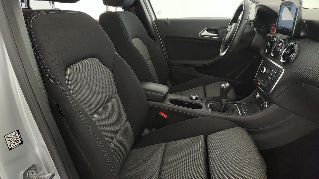 Mercedes-Benz GLA 180 Business