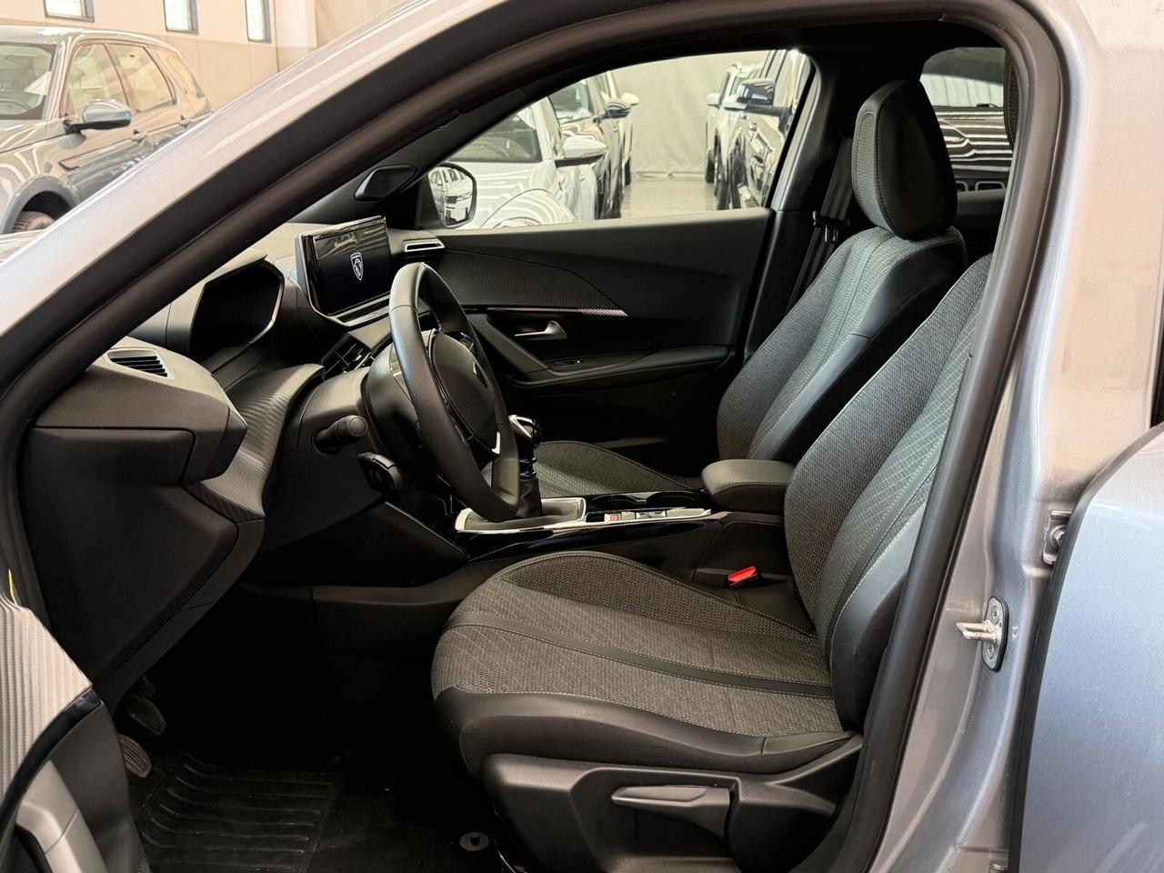 Peugeot 2008 PureTech 100 S&S Allure