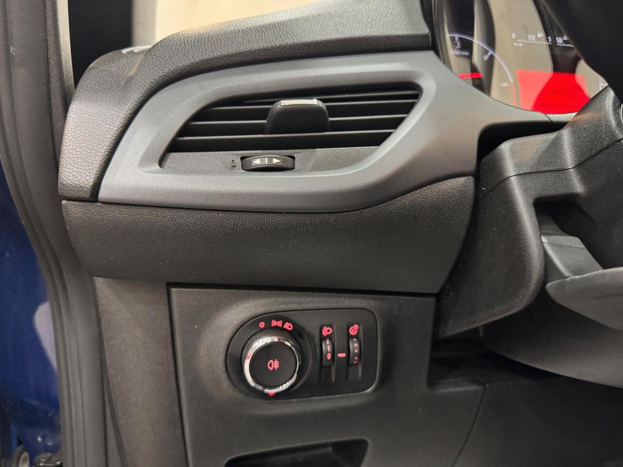 Opel Corsa 1.3 CDTI Coupé b-Color
