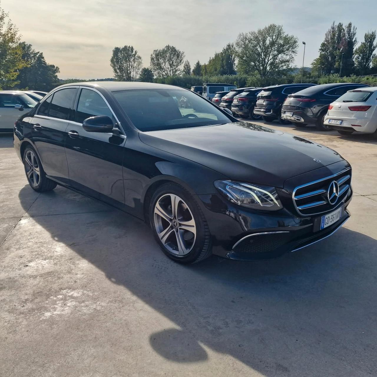 Mercedes-benz E 200 d Auto Premium Plus UNICO PTROPRIETARIO TAGLIANDI UFFICIALI