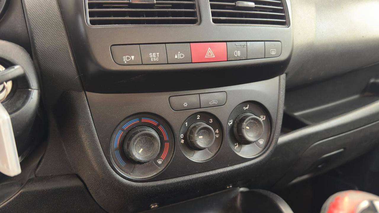 Fiat Doblo Doblò 2.0 MJT 16V Dynamic 7 POSTI