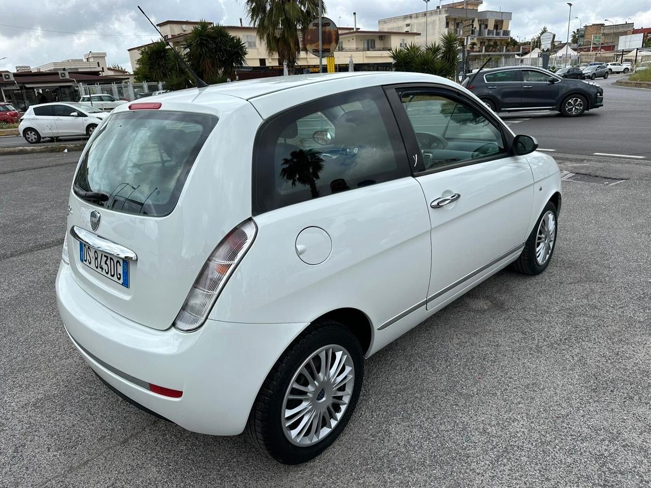 LANCIA YPSILON 1.2BENZINA 60CV 100MILAKM
