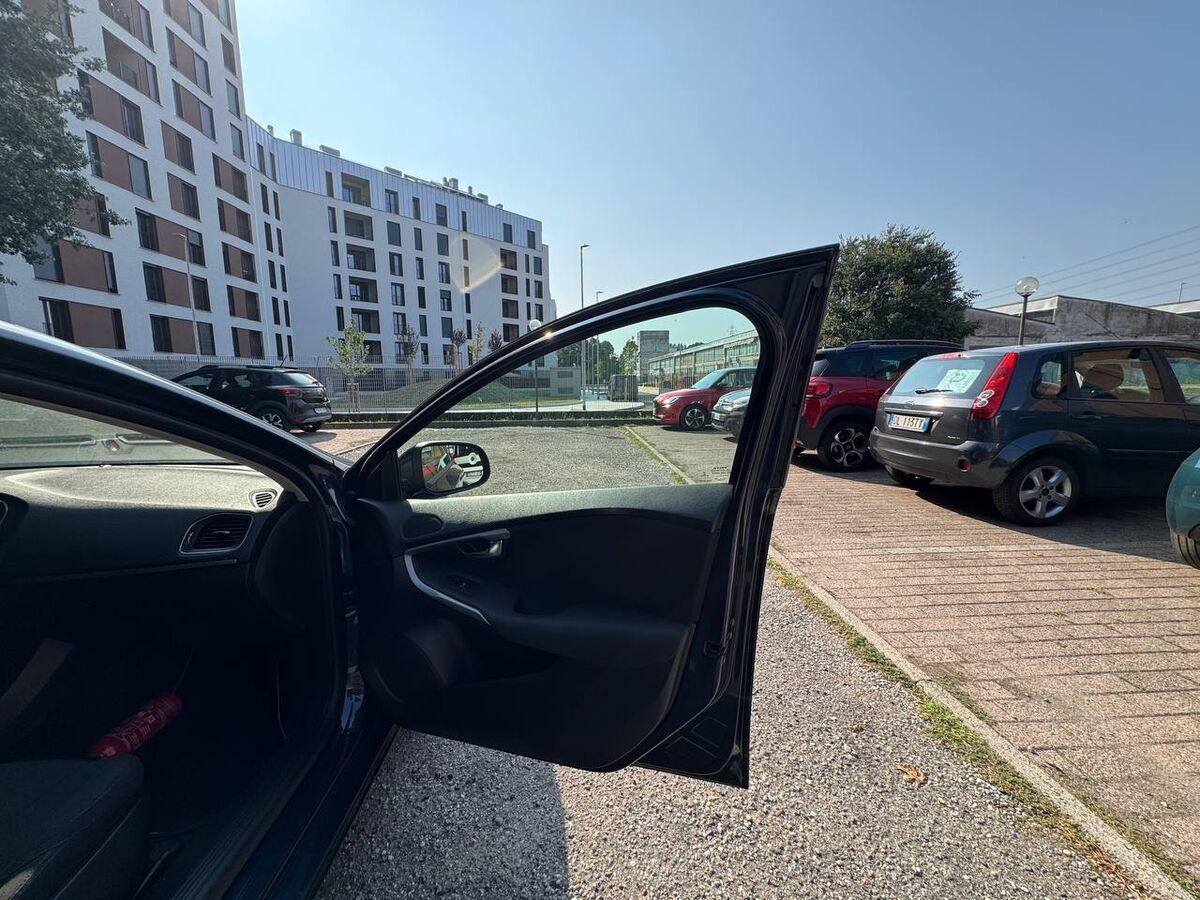 Volvo V40 1.6 d2 Momentum