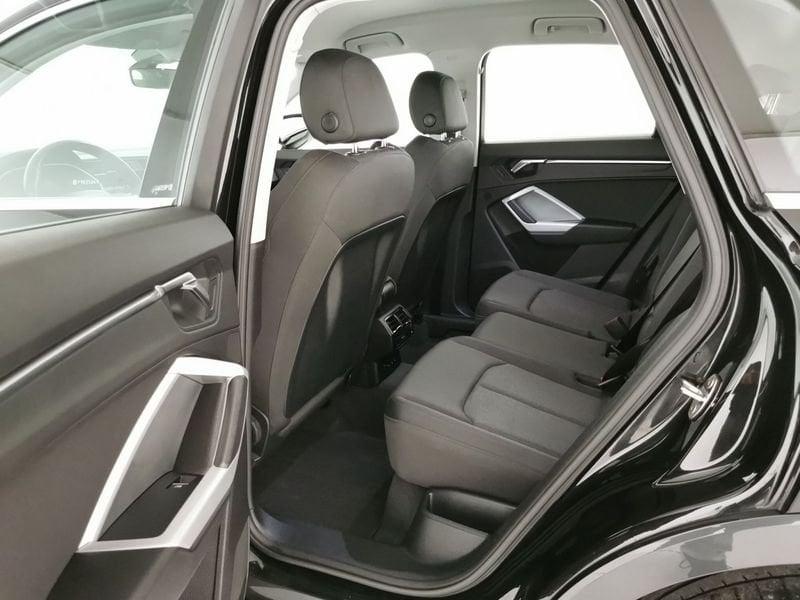 Audi Q3 40 2.0 tdi Business Advanced quattro 200cv s-tronic